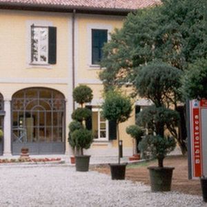 Villa Verzolo Monzini, biblioteca comunale di Senago